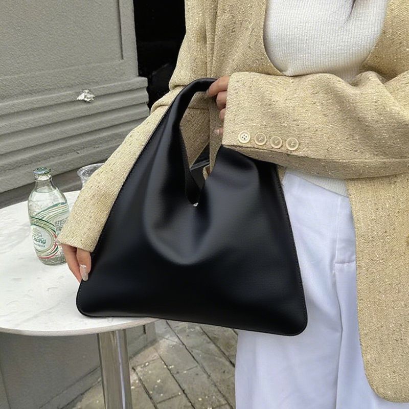 Large-capacity Womens Tote Bag In Black And Beige