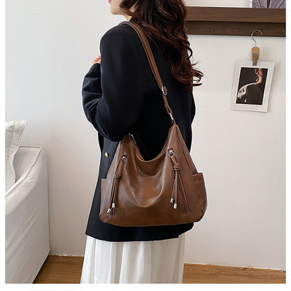 New Simple And Stylish Large-Capacity Leather Oil-Soft Casual Shoulder Bag