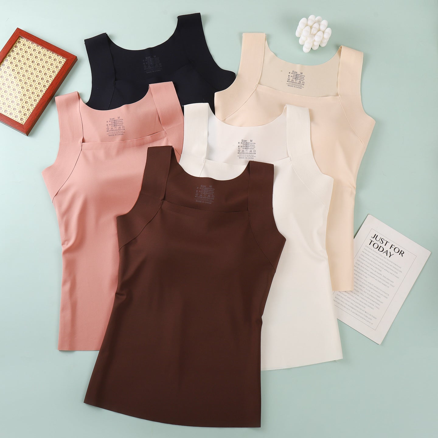 Four-season Womens Tank Top With Built-in Chest Pads, Breathable And Suitable For Wearing Outside