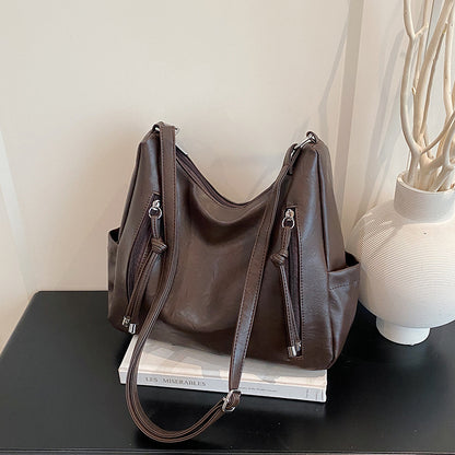 New Simple And Stylish Large-Capacity Leather Oil-Soft Casual Shoulder Bag