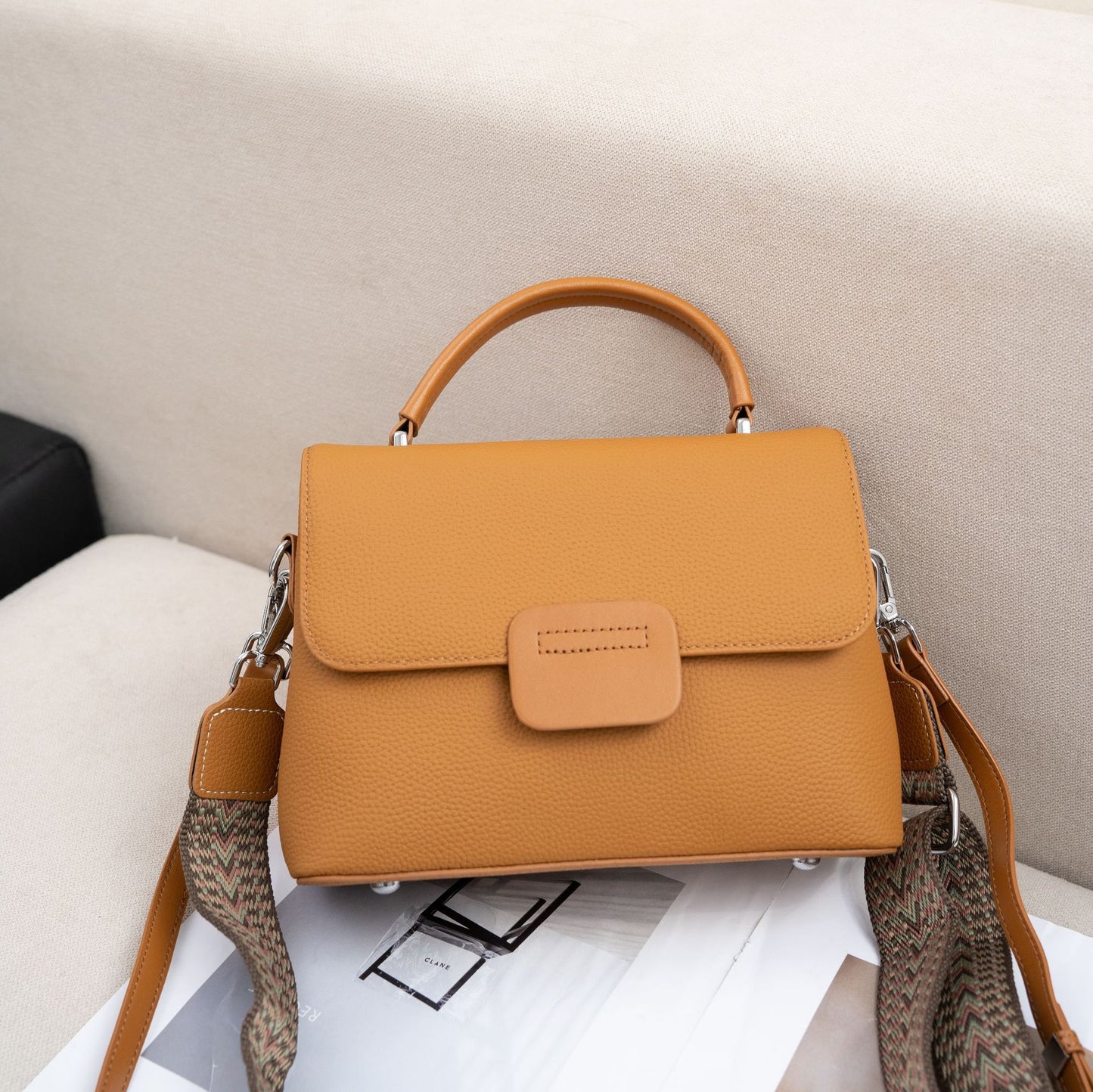 Womens Top-Grain Leather Tote Bag For Commuting Large Capacity